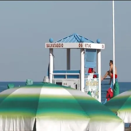 Отель Acapulco 3*